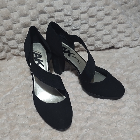 Anne Klein Sport Black Heels - Picture 1 of 7